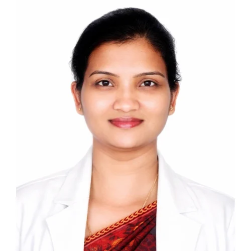 Dr Annie Joji, Oculoplasty and Ocular Oncology Surgeon at Samyak Drishti Eye Hospital, South Bangalore